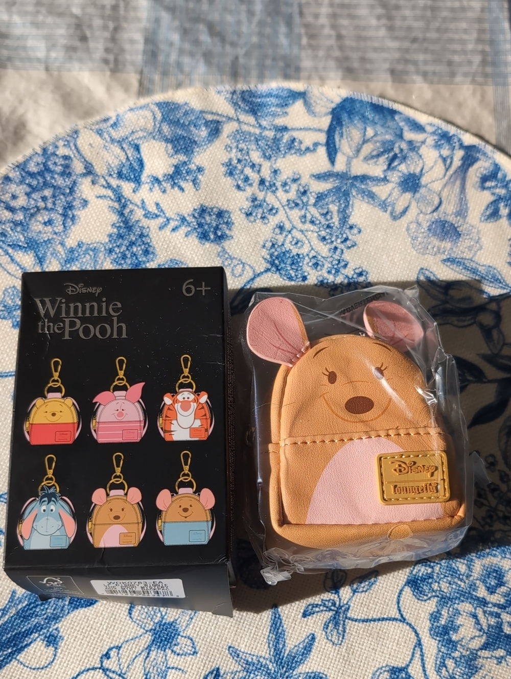 Disney - Winnie the Pooh and Friends Pink and Tan "Kanga" Mini Backpack Keychain